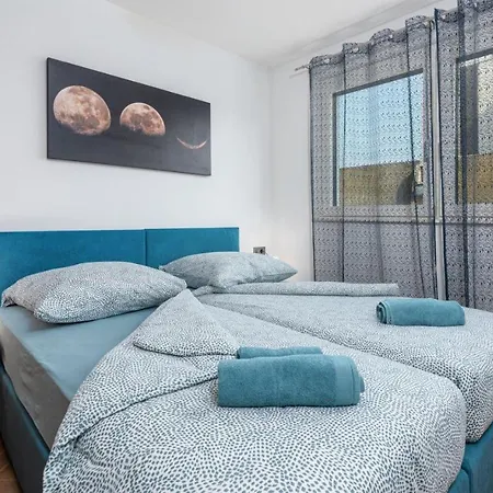 Barbara, 300m From The Sea Apartman Porec