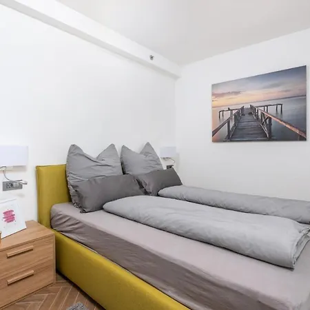 Barbara, 300m From The Sea Apartman Porec